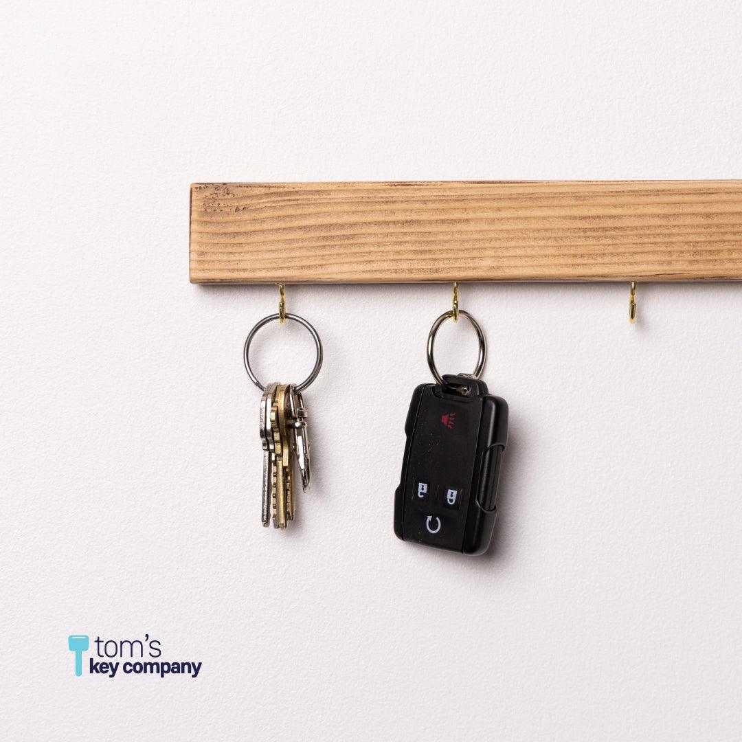 Keyless Entry Remote for Select Chevrolet & GMC Vehicles, 4 Button Remote FOB (GMRM-4TZ2RE-KIT) - Tom's Key Company