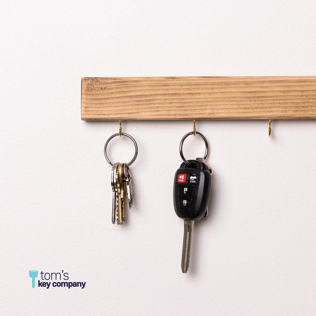 Toyota Camry & Corolla Key and Remote ("H" Chip Key with 4 Button Keyless Entry Remote FOB) - Tom's Key Company