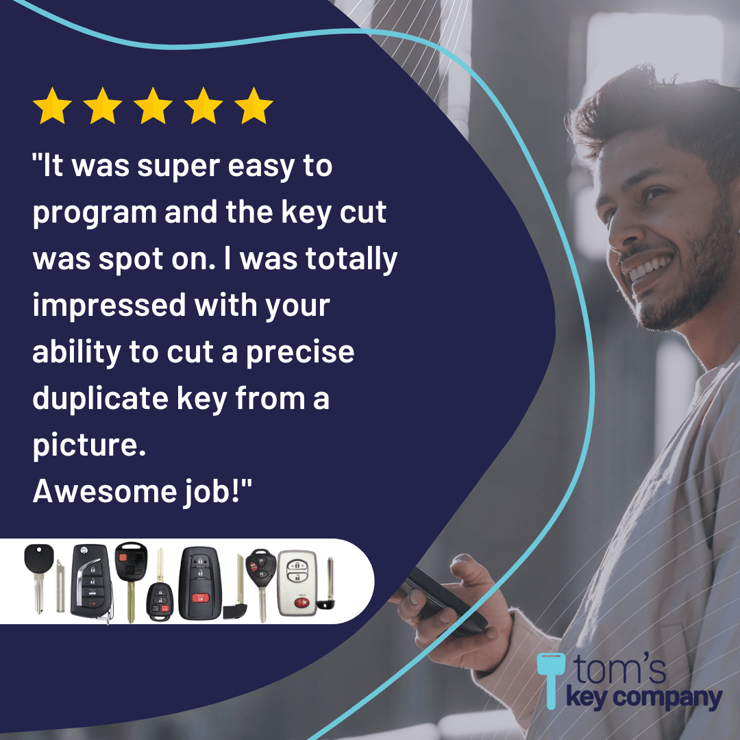 Toyota 4Runner, Rav4 and Yaris Key & Remote ("G" Chip Key with 3 Button Remote) HYQ12BBY-3B-G - Tom's Key Company